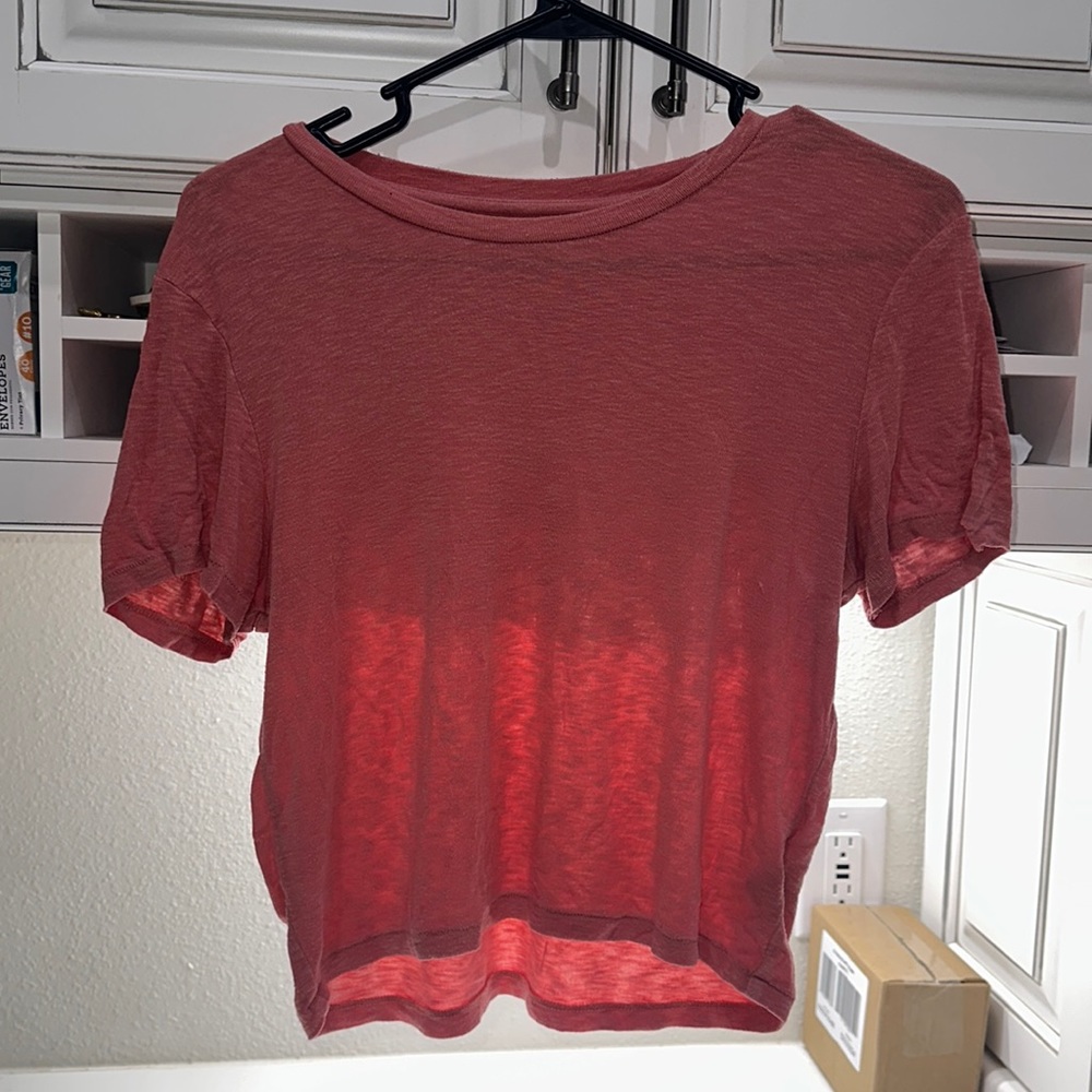 American Eagle Women's shirt Size: Medium